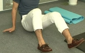 逆四足歩行運動